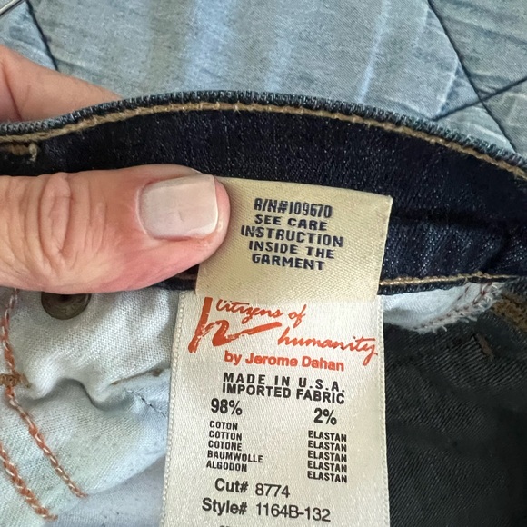 Citizens of Humanity Ava Stretch Distressed Low Waist Straight Leg Jean, size 26 - Picture 7 of 9